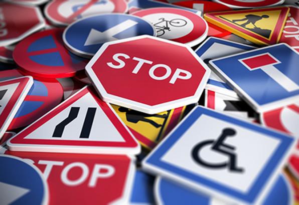 قیمت تابلوهای معابر مورد استفاده در علاِئم ترافیکی | پخش عمده لوازم راهنمایی و رانندگی